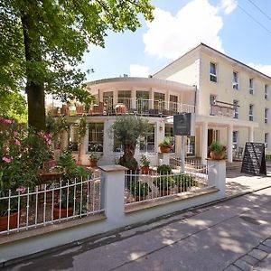 Prinz Myshkin Parkhotel